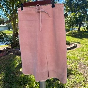 Abercrombie and fitch skirt 100 % leather pink size 2